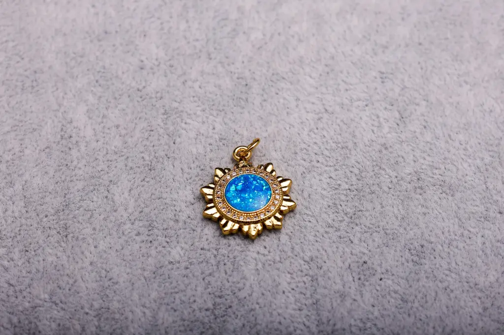 Blue sun charm-Gold plated