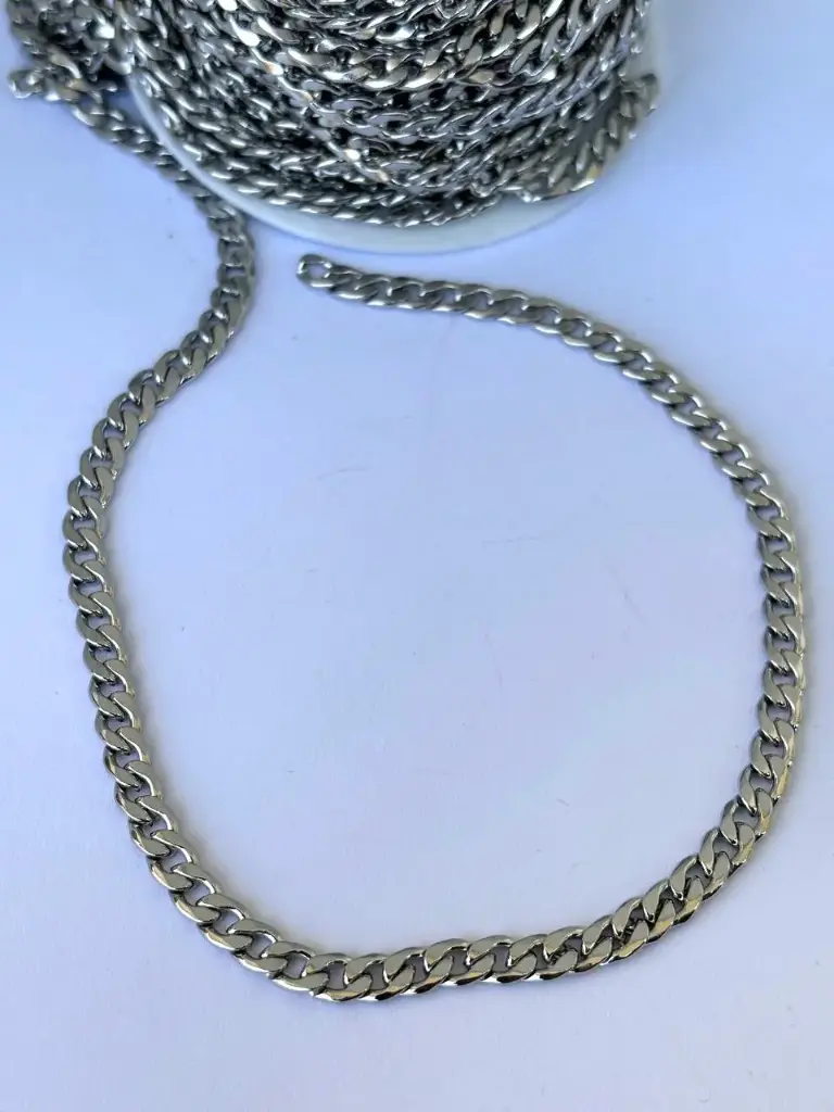 Medium silver cartier-Stainless steel (40cm necklace)