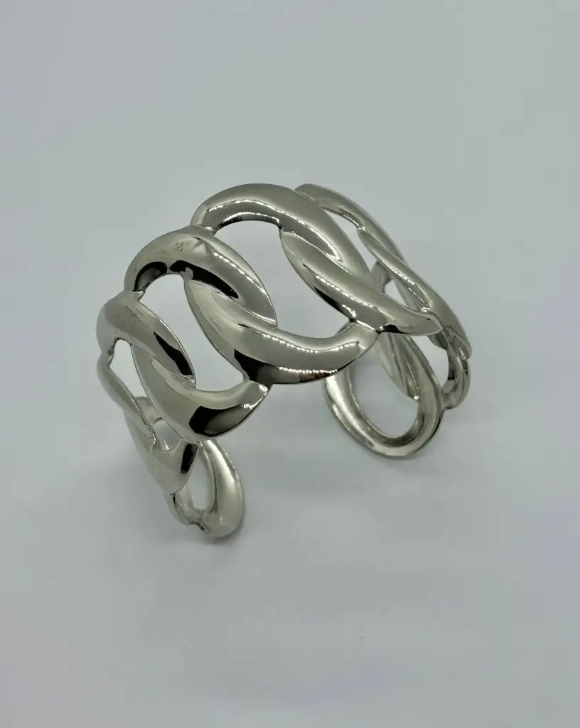 Silver stainless steel bangle