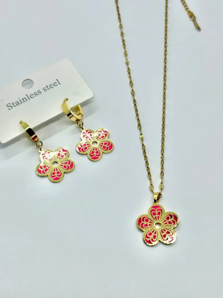 Matching necklace and earring- Stainless steel