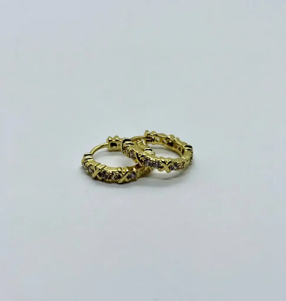 Simple gold plated earring