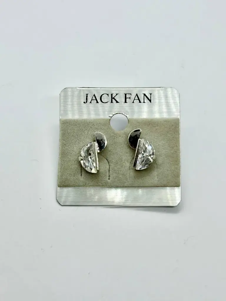 High quality Jack fan earring 