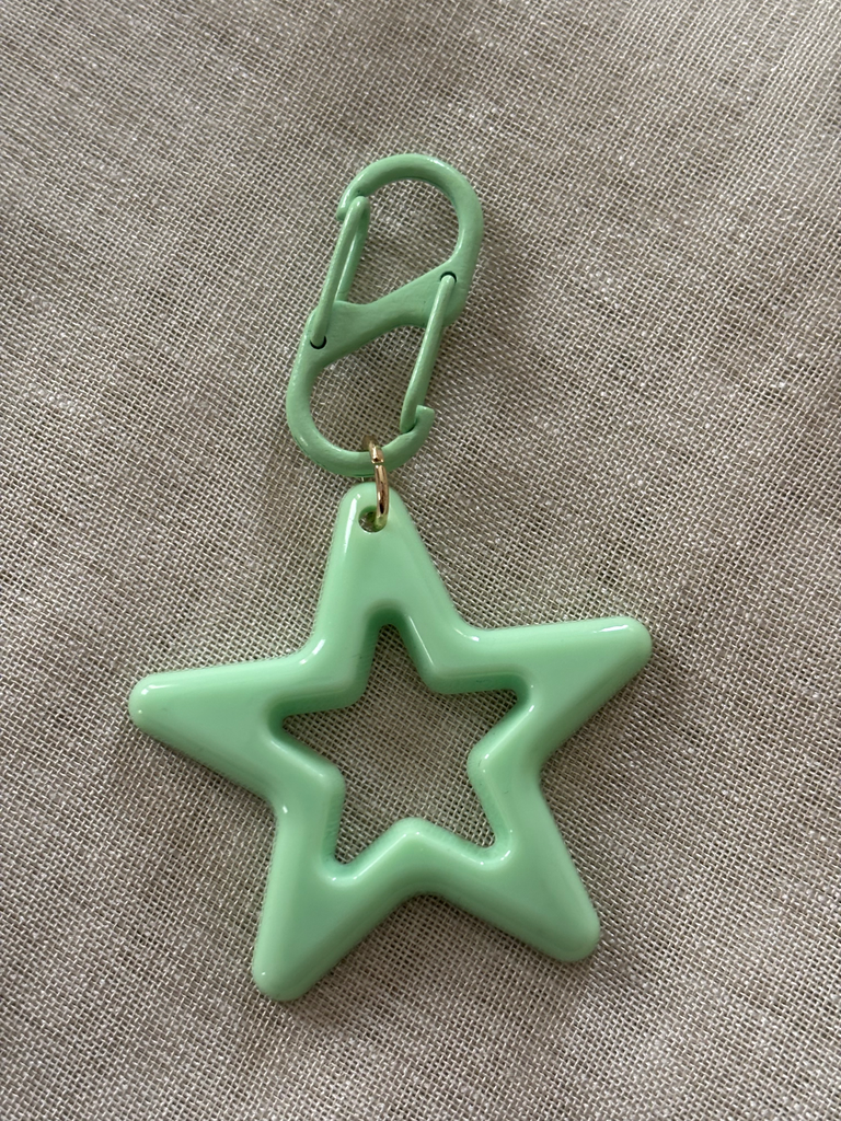 Green star charm