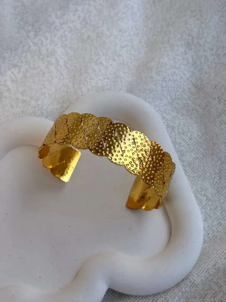 Stainless steel bangle