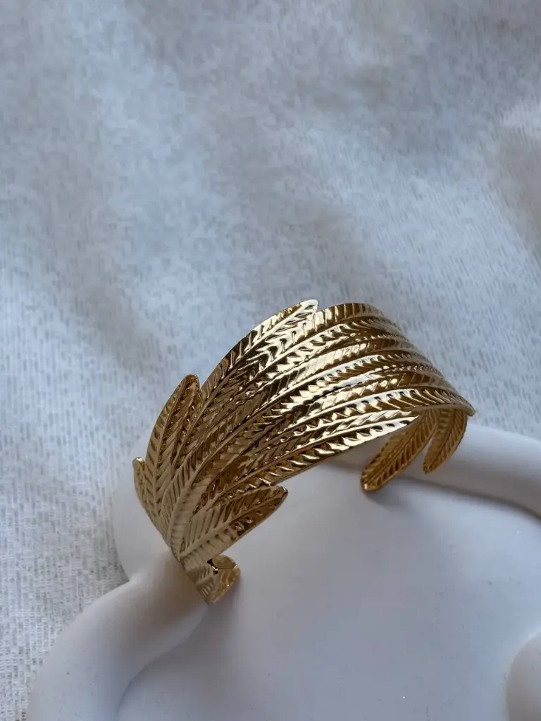 Stainless steel bangle