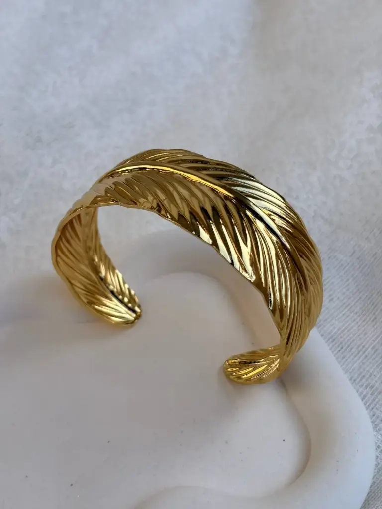 Stainless steel bangle