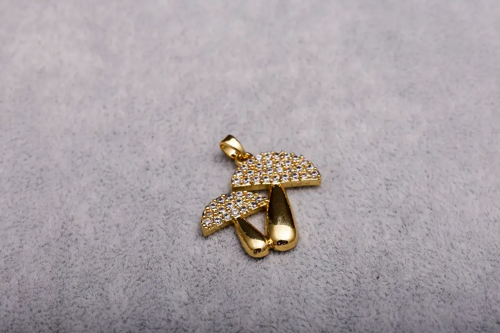 Mushroom charm-Gold plated