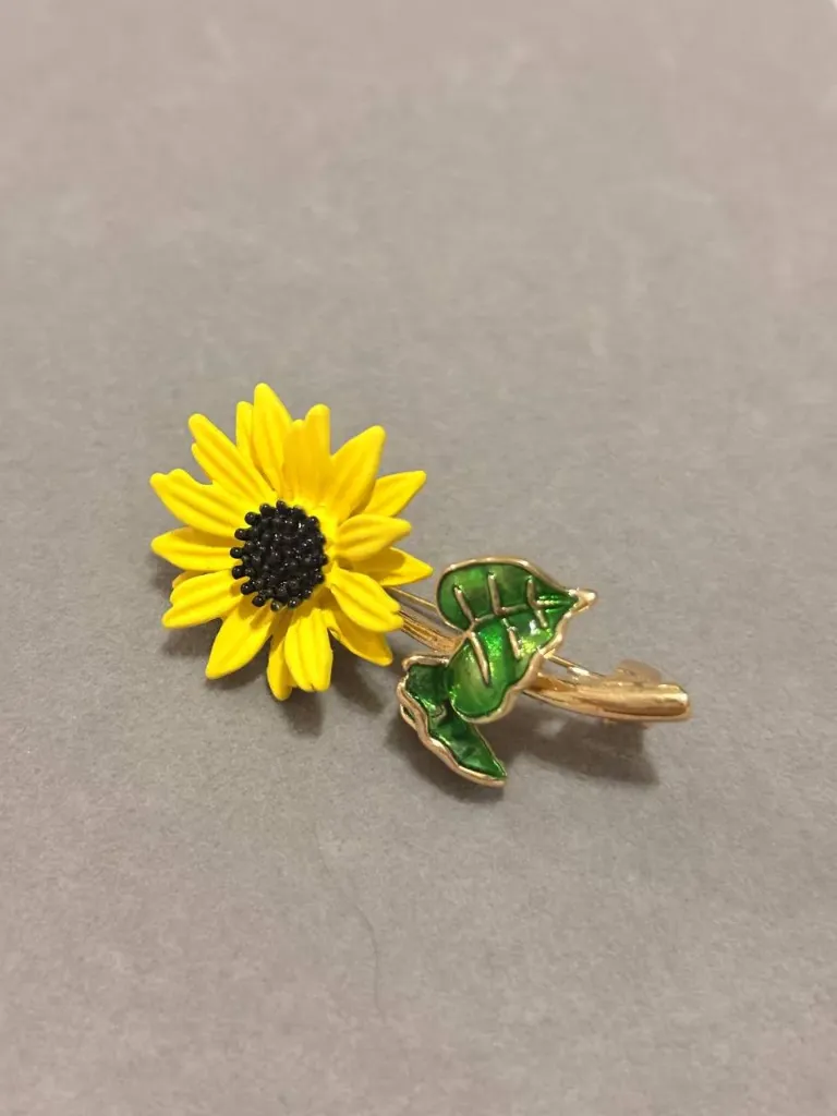 Sunflower Brooch