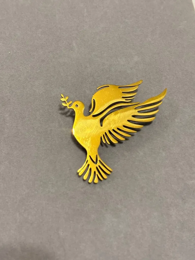 Bird Brooch (gold)