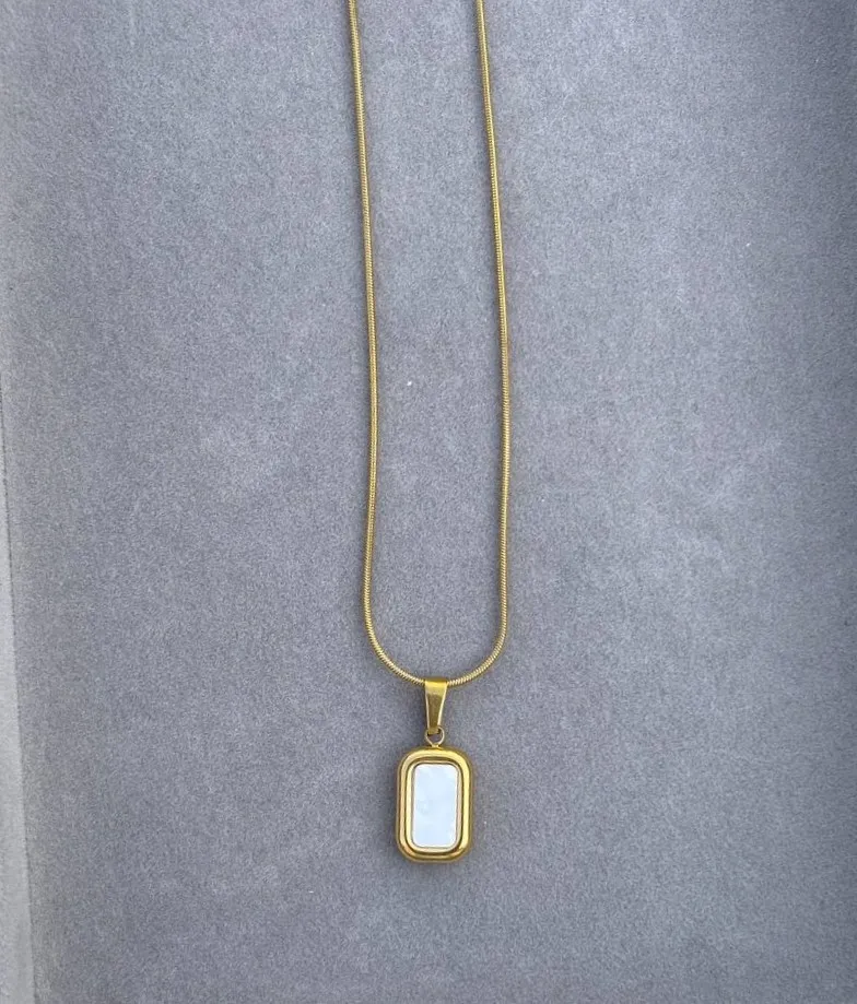 White necklace-Stainless steel