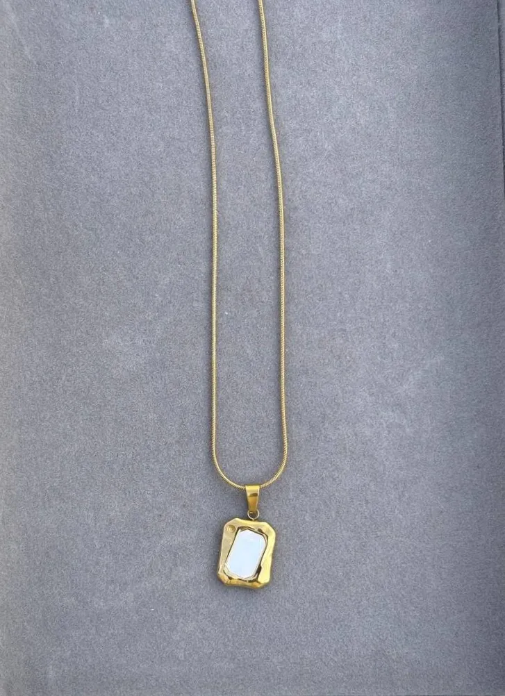 White necklace-Stainless steel