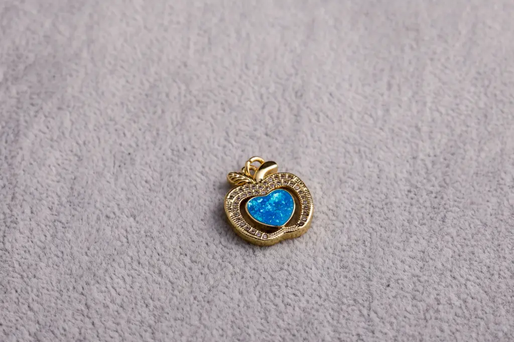 Apple charm-Gold plated