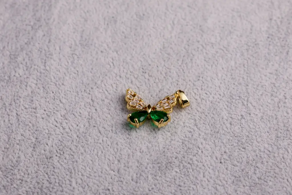 Green/diamond butterfly-Gold plated