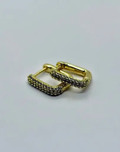 Squared gold plated earring 